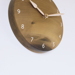 木製 掛け時計 丸型 朴（ホオ）材2 5枚目の画像