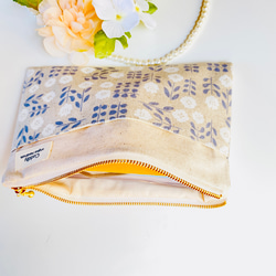 ＊綿麻＊北欧風＊花柄＊お薬手帳がすっぽり入るフラットポーチ＊ 12枚目の画像