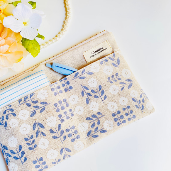 ＊綿麻＊北欧風＊花柄＊お薬手帳がすっぽり入るフラットポーチ＊ 7枚目の画像
