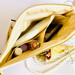 ＊綿麻＊北欧風＊花柄＊お薬手帳がすっぽり入るフラットポーチ＊ 14枚目の画像