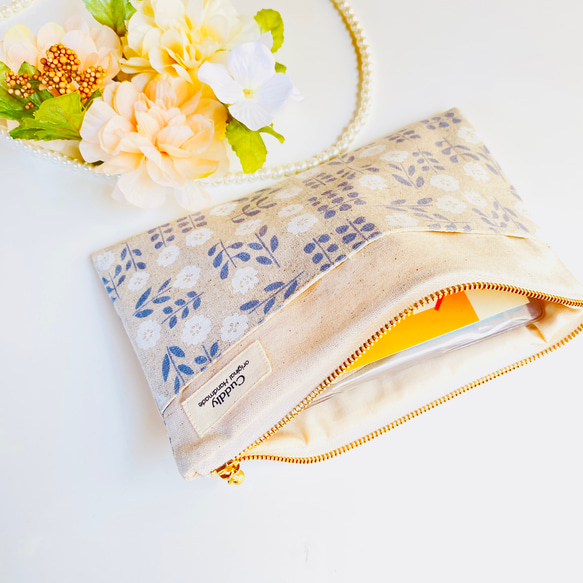 ＊綿麻＊北欧風＊花柄＊お薬手帳がすっぽり入るフラットポーチ＊ 11枚目の画像