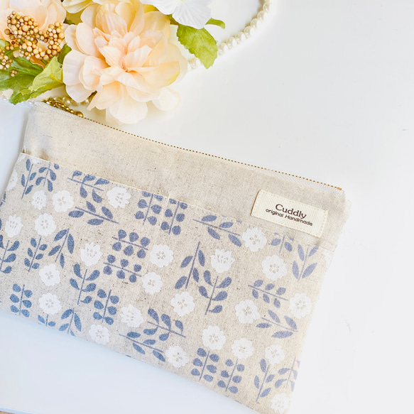 ＊綿麻＊北欧風＊花柄＊お薬手帳がすっぽり入るフラットポーチ＊ 4枚目の画像