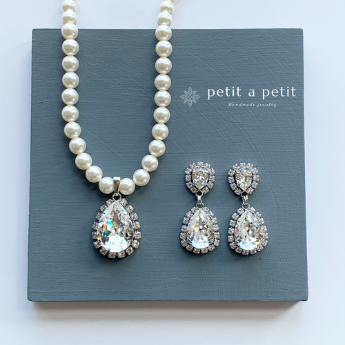 国内送料無料 総スワロフスキー® rosée ネックレス&ピアス/イヤリング  