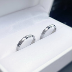 【繊細な輝き】マット加工 誕生石 ペアリング 指輪 名入れ 刻印 ステンレス 結婚指輪 マリッジリング プレゼント 5枚目の画像