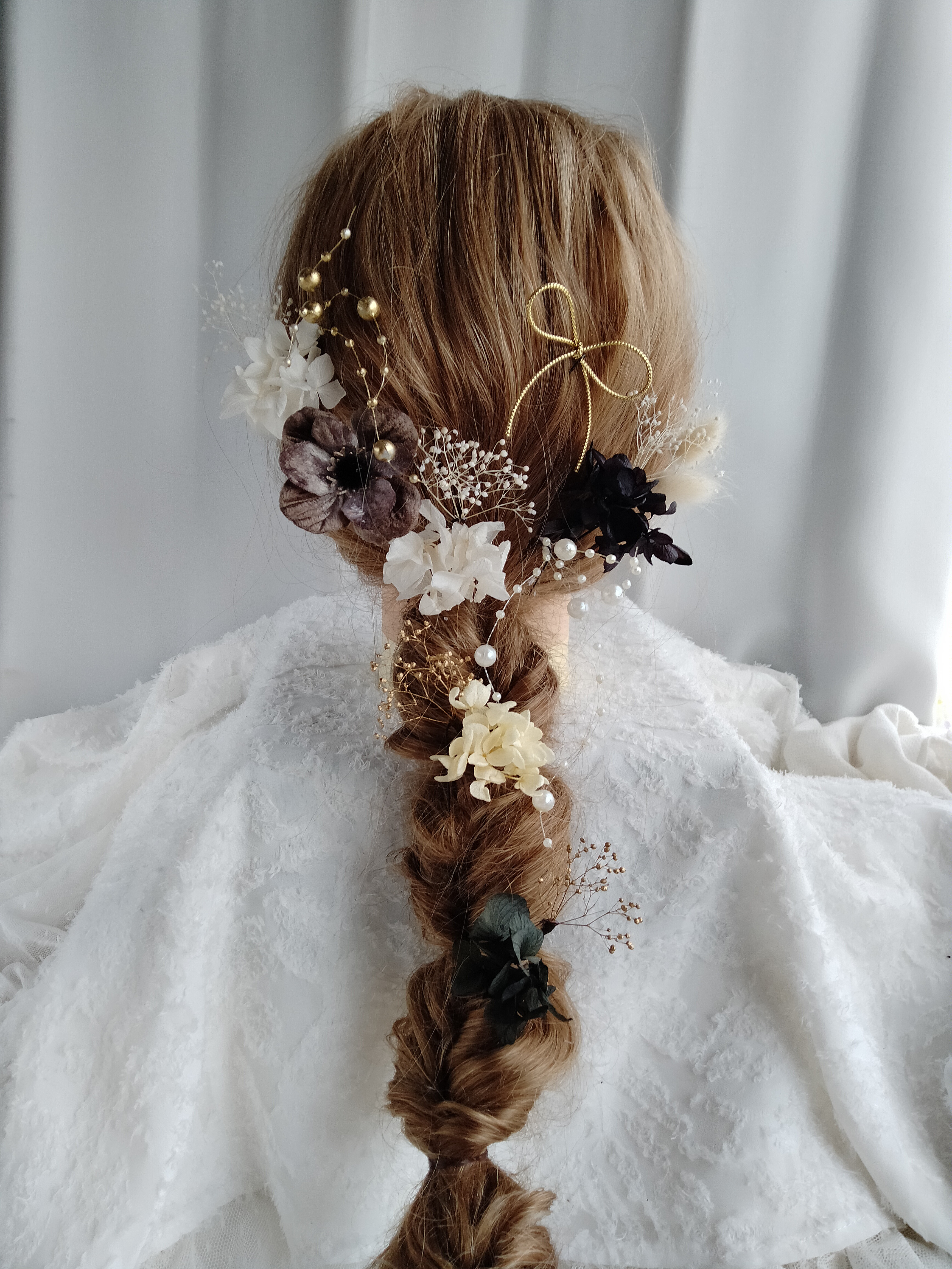 アネモネのヘッドパーツ 　パール　枝垂れパール　リボン　ブラックコーデ　黒ドレス　フォトウェディング