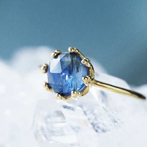 AAA*神秘的な海の世界を思わせるブルーカイヤナイトリング（天然石