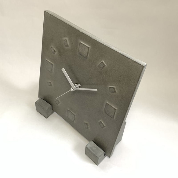 立て掛け型置き時計コンクリート製　 -コンクリート/モルタル/セメント雑貨- 5枚目の画像