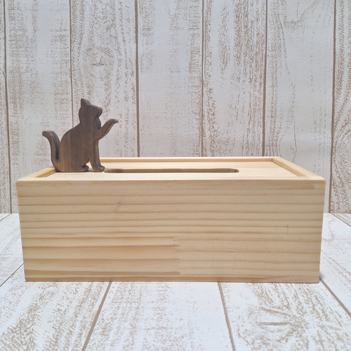 猫の日2026【受注制作】猫と柴犬が遊ぶ木製ティッシュケース