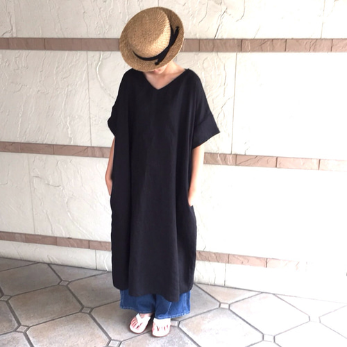 特集掲載〉ゆったりすっきり リネンロングワンピース／ブラック 
