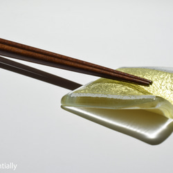 【4点セット】 ● ガラスの箸置き -「金色のガラス 」・5cm・金色 2枚目の画像