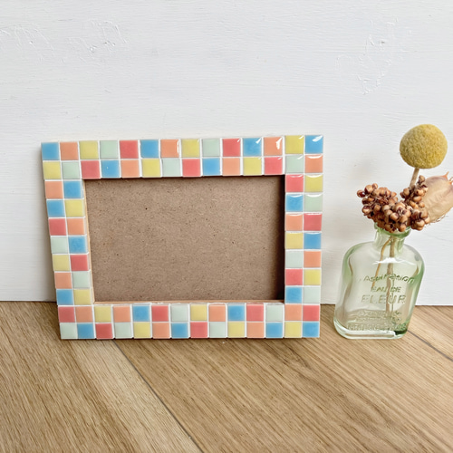 フォトフレーム カラフル 木製壁掛け対応写真立て 美濃焼モザイク