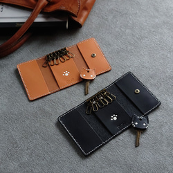 《特集掲載》【名入れ】結婚祝・記念日に！肉球模様の6連ペアキーケース＆猫キーカバー【キャメル＆黒革】※袋ラッピング無料 7枚目の画像