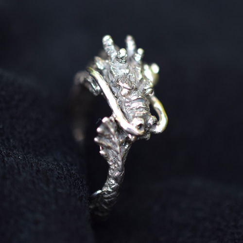 龍の指輪 指輪・リング hide jewelry. 通販 4135454｜Creema(クリーマ