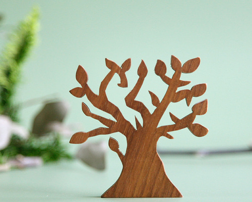 お急ぎ便・名前が木になるオブジェ｜出産祝い・家族の記念日に｜世界に