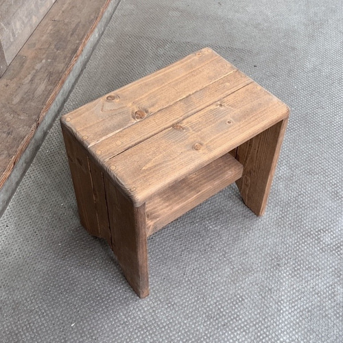 ウッドスツール 四つ星スツール | ウッドユウライクカンパニー | WOOD YOU LIKE