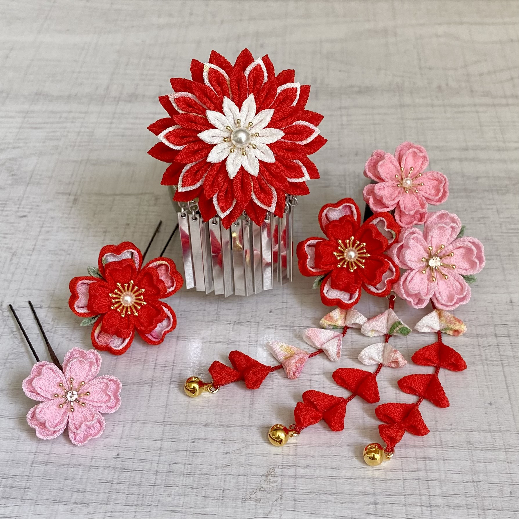 つまみ細工髪飾り 七五三のかんざしセット *パッチンピン*赤