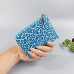 薄マチで使いやすい ハーフ財布 エナメルローズ オーシャンブルー 日本製 コンパクト財布《Squeeze スクイーズ》 3枚目の画像