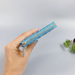 薄マチで使いやすい ハーフ財布 エナメルローズ オーシャンブルー 日本製 コンパクト財布《Squeeze スクイーズ》 5枚目の画像