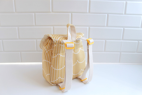 ( 'ω'o[ 一升餅 ベビーリュック　フリルストライプ ]o 2枚目の画像