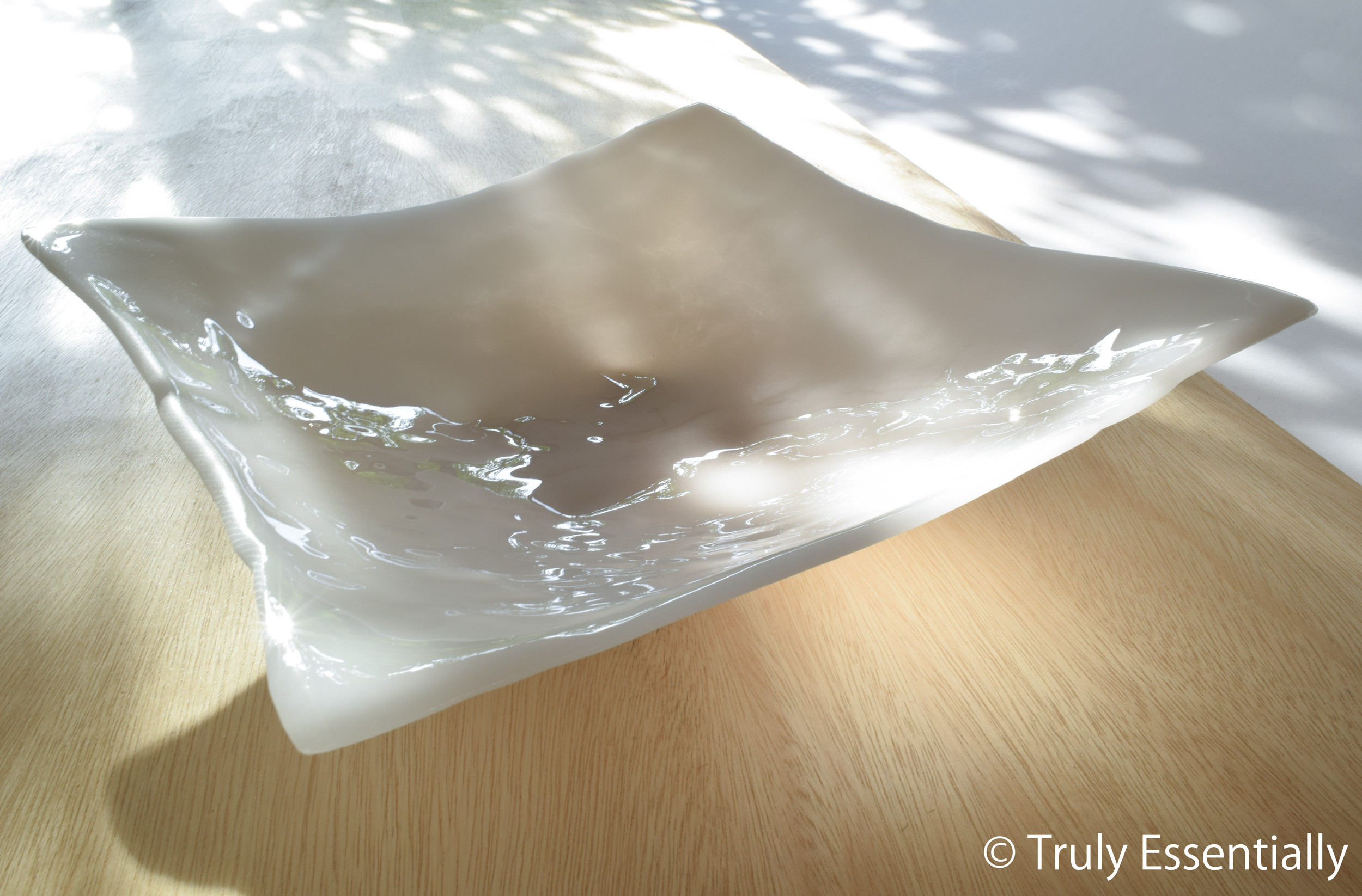 白色ガラスの大皿 -「 KAZEの肌 」● 36cm