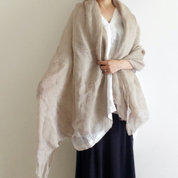 胡桃色薄亞麻披肩 第2張的照片