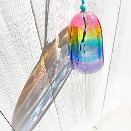 虹色ガラスの風鈴 ベル型＊ご注文前に在庫があるか質問して