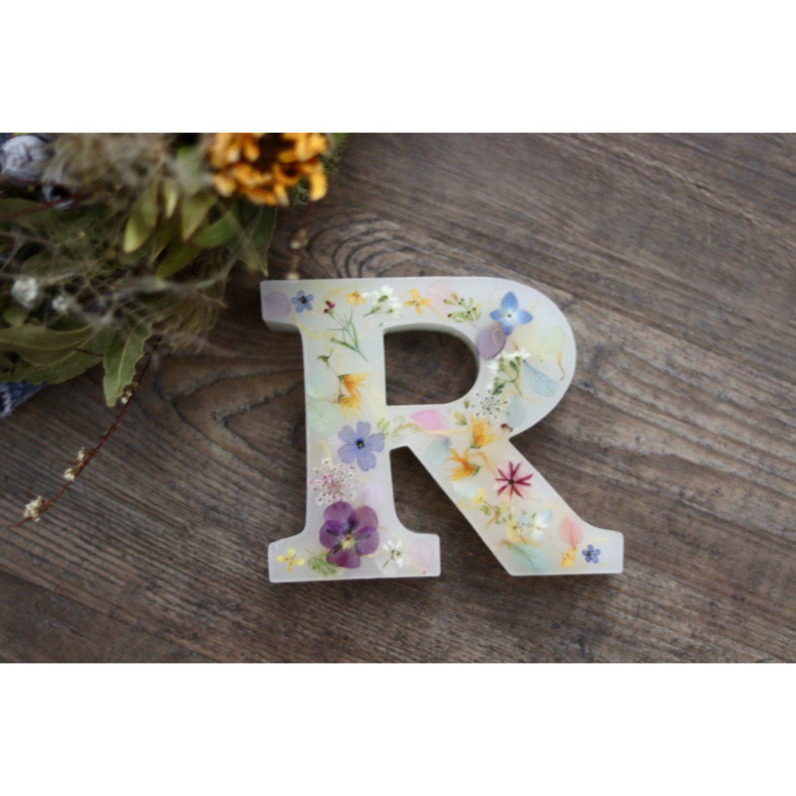 ミモザ  イニシャル キャンドル オブジェ ミモザ イニシャル キャンドル オブジェ