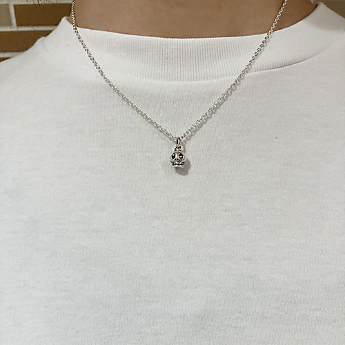 スカルチャームペンダント シルバーアクセサリー どくろ 骸骨