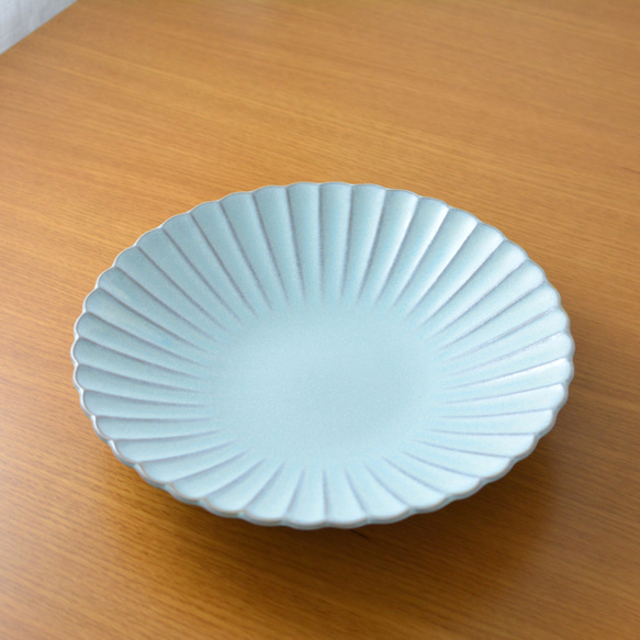 瀬戸焼 Hana 花皿 L みずはだ 輪花／パスタプレート／水色