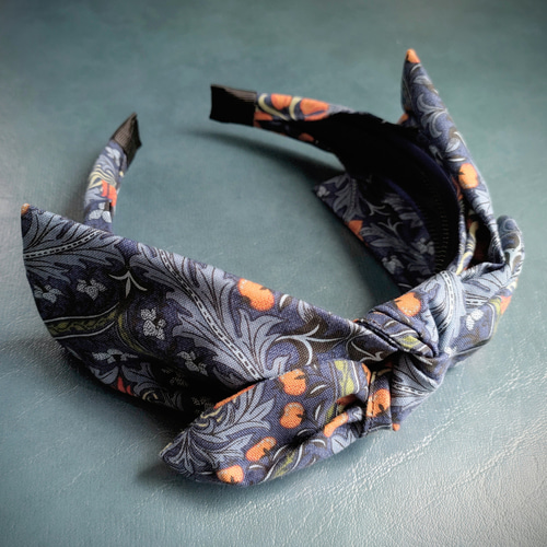 【新品未使用】Complex Biz × ウィリアムモリス カチューシャ 新品未使用】Complex Biz × ウィリアムモリス カチューシャ 新品未使用