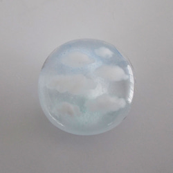 雲　ガラス　帯留め　ブローチ　ヘアゴム　空　 2枚目の画像
