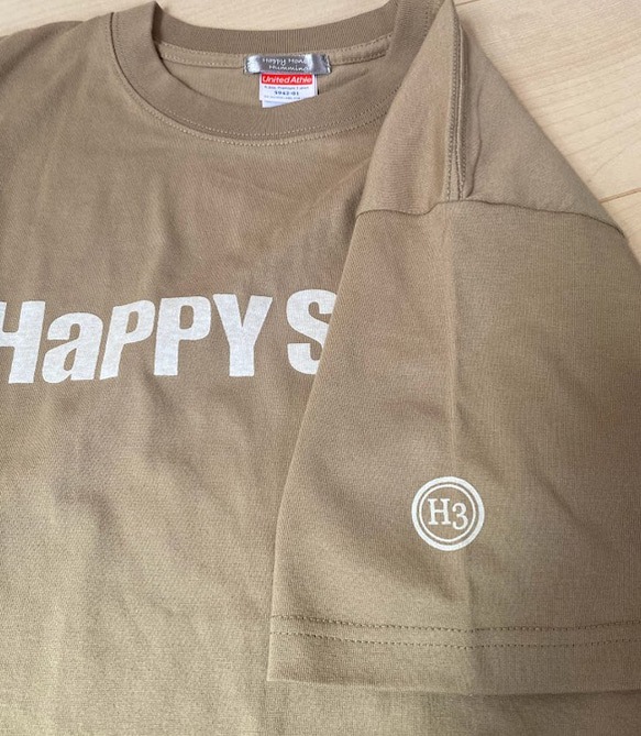 ロゴＴシャツ　Happy Style　サンドカーキ　レディース　メンズ　送料無料 3枚目の画像