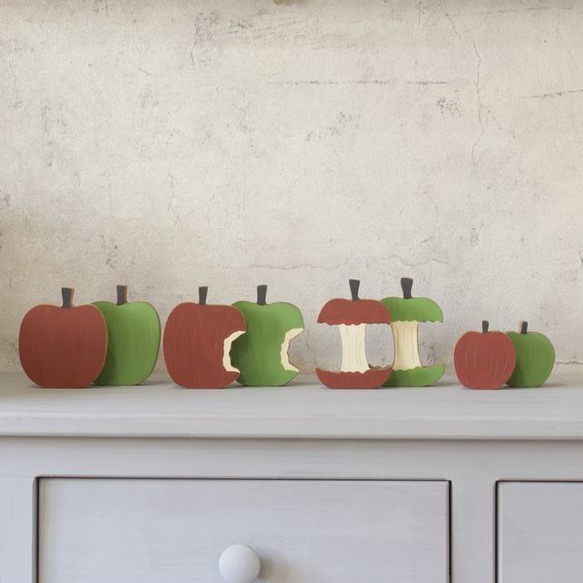 【送料無料】りんご オブジェ 木製 置物 林檎 リンゴ アップル キッチン フルーツ 飾り 手描き ペイント 秋色 8枚目の画像