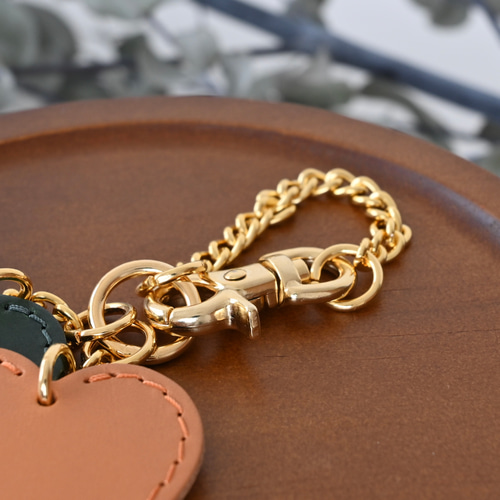 名前入りで特別感♡バッグが華やぐイタリア革のバッグチャーム