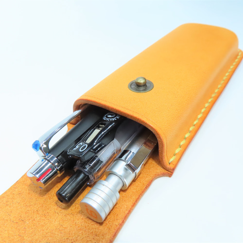 牛ヌメ革・2本用・バネホックペンケース（手縫い） ペンケース