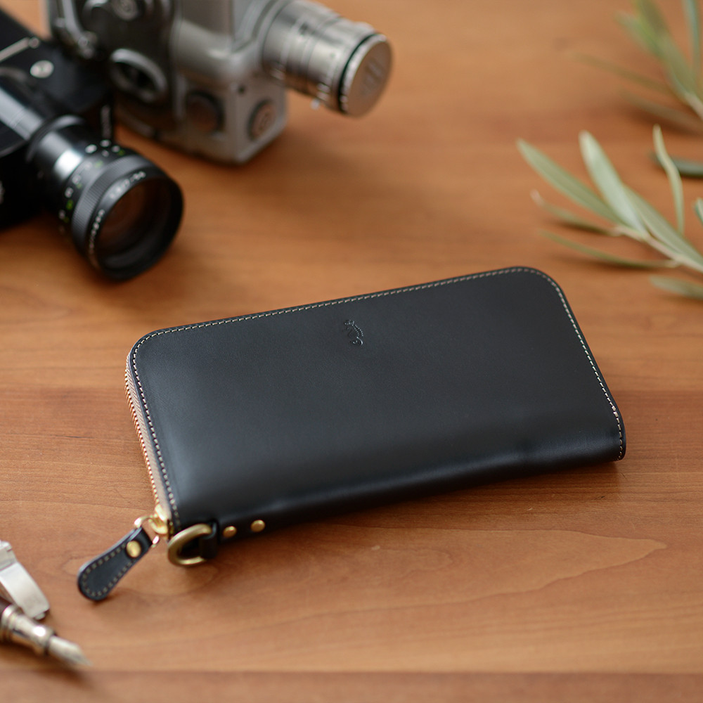 イタリア製総本革 長財布 ラウンドファスナー Lサイズ ブラック シンプル ユニセックス 真鍮金具 経年変化