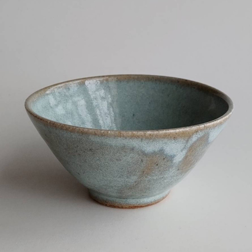 お礼や感謝伝えるプチギフト 松灰釉茶碗(大) 茶碗・めし碗 うつわの行方のきやこ 通販 工芸品