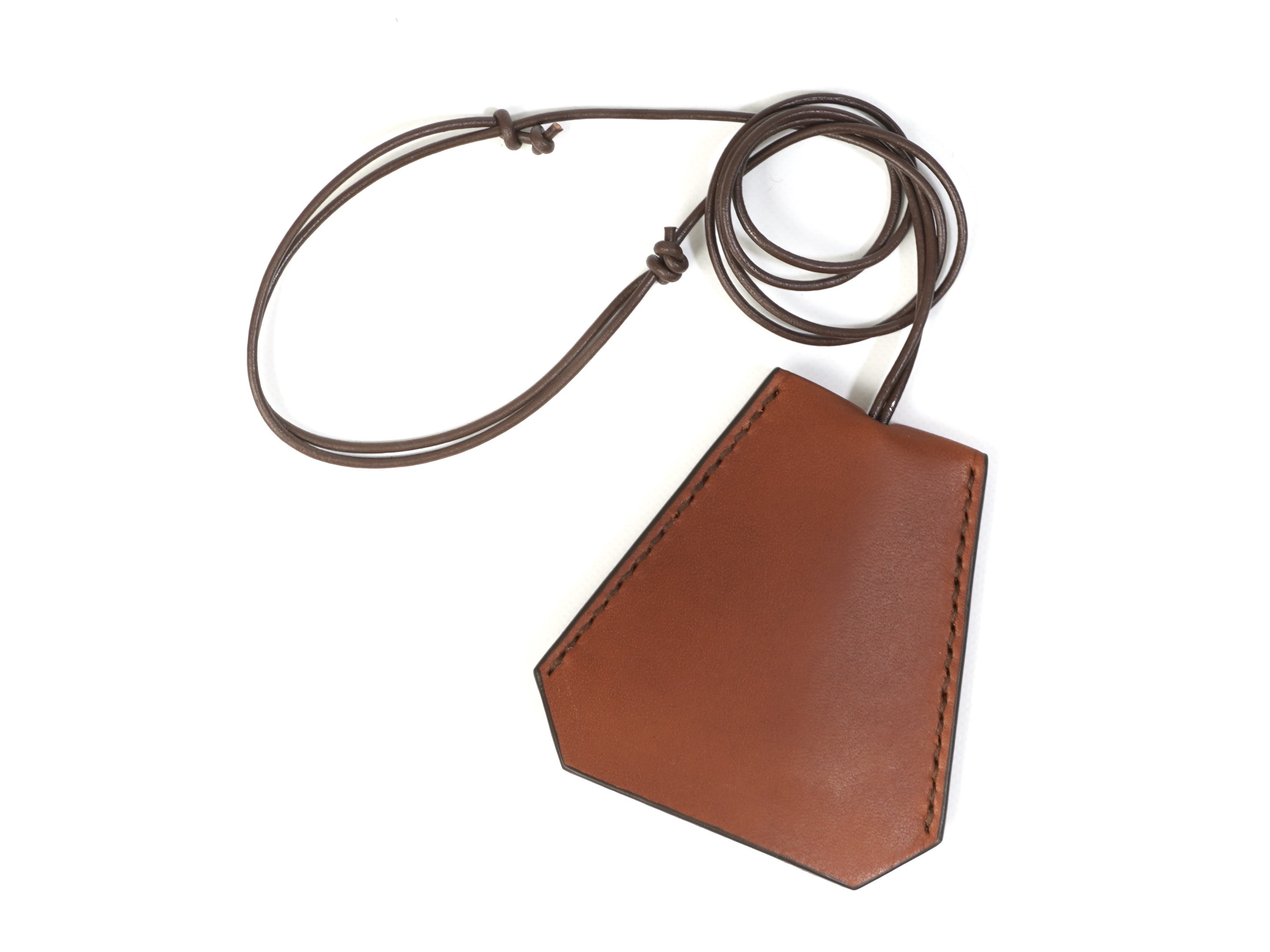 Clochette necklace / レザークロシェット ブラウン キーケース