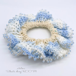 手编 Lace Yarn 绑发橡皮筋(chouchou)with 2way Brooch*white×mix blue 第13張的照片