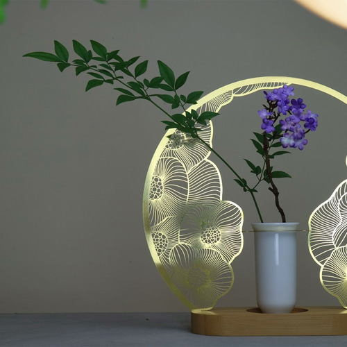Blooming flowers and full moon-Vase 一輪挿し・花瓶・花器
