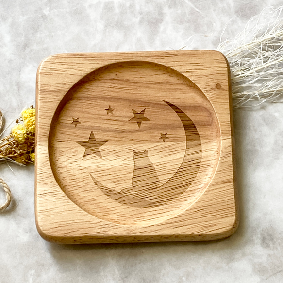 ★月亮、星星、貓杯墊 可以刻上自己的名字 ♪ 木製 第1張的照片