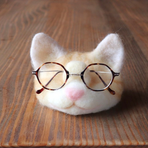 メガネをかけたねこ メガネスタンド 猫 通販 めがね置き メガネ置き めがねスタンド