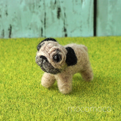 もこもこマスコット・パグのぱぐのすけ（フォーンorブラック） ☆羊毛