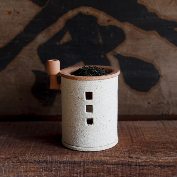茶香炉（煙突おうち）- ミニ（シロ）※抗菌・消臭や風邪 予防、睡眠改善にも◎ 4枚目の画像