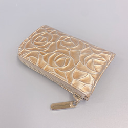 お財布にも使えるキーケース エナメル革ローズ〔シルバーピンク〕スクィーズ スマートキー 2枚目の画像