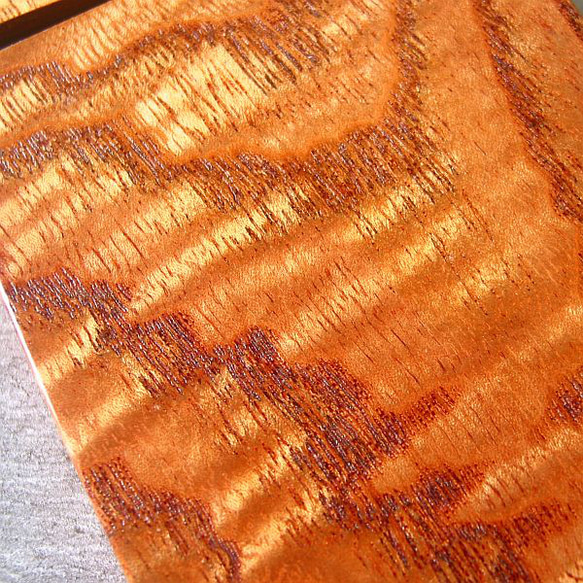 【栴檀】木製名刺入れ 珍しい貴重な波杢が素晴らしい【即日発送】 7枚目の画像
