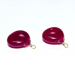 【天然石チャーム】ワインレッドカラージェード　マロン形　14kgf　２個　ハンドメイド素材 3枚目の画像