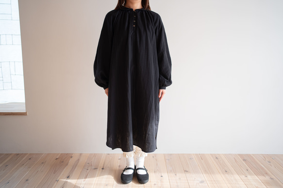 ꒰ pium ꒱ チュールエプロン付き丸襟ワンピース チュールエプロン付き丸襟ワンピース – pium