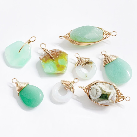 再販【1個】1点もの！オーストラリア産chrysoprase緑玉髄ゴールドチャーム、パーツ 3枚目の画像