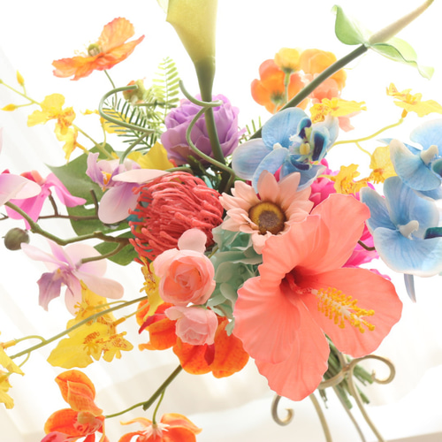 ウェディングブーケ＊カラフルな南国の花々で束ねたリゾートブーケ
